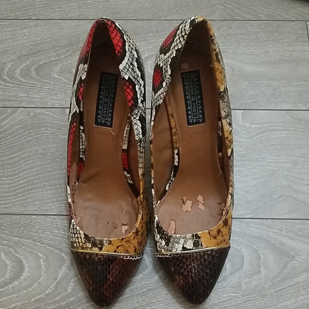 Snake Print Pumps